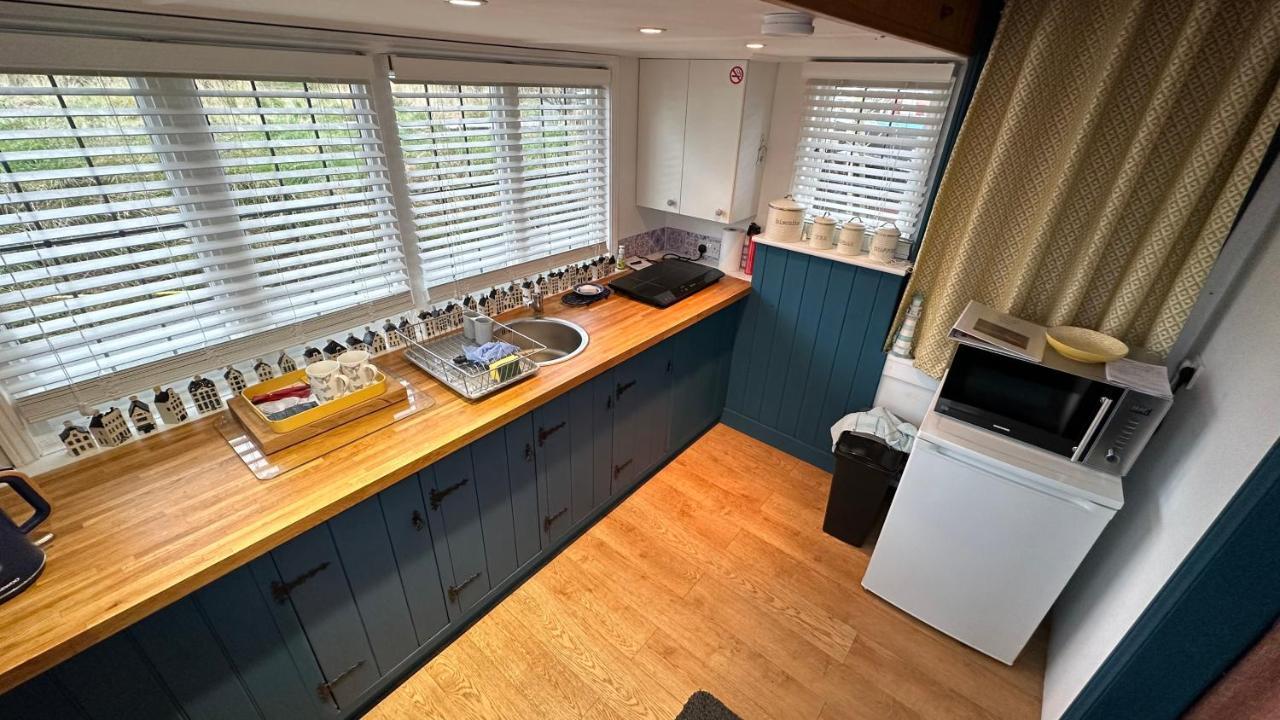 Toosey Lass - St Osyth Creek Saint Osyth Exteriör bild